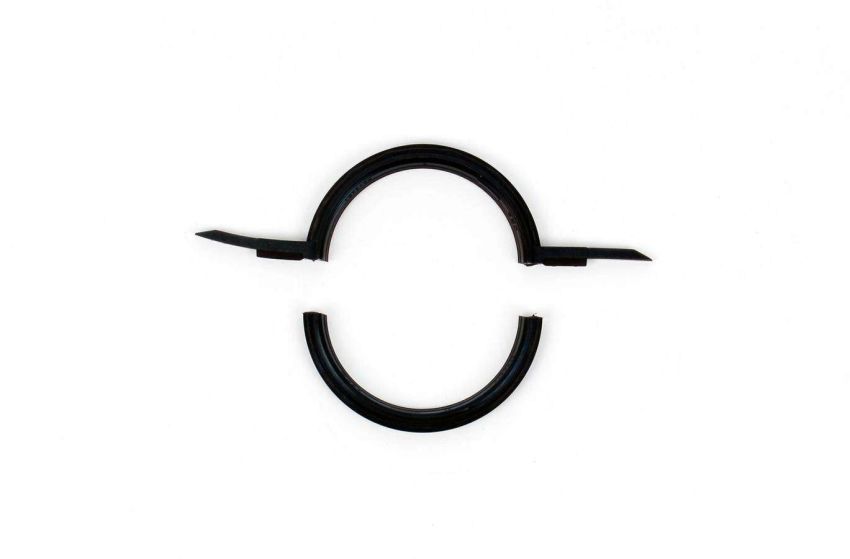 COMETIC GASKETS CAGC5564 Rear Main Seal Dodge 5.2L/5.9L Magnum 92-03