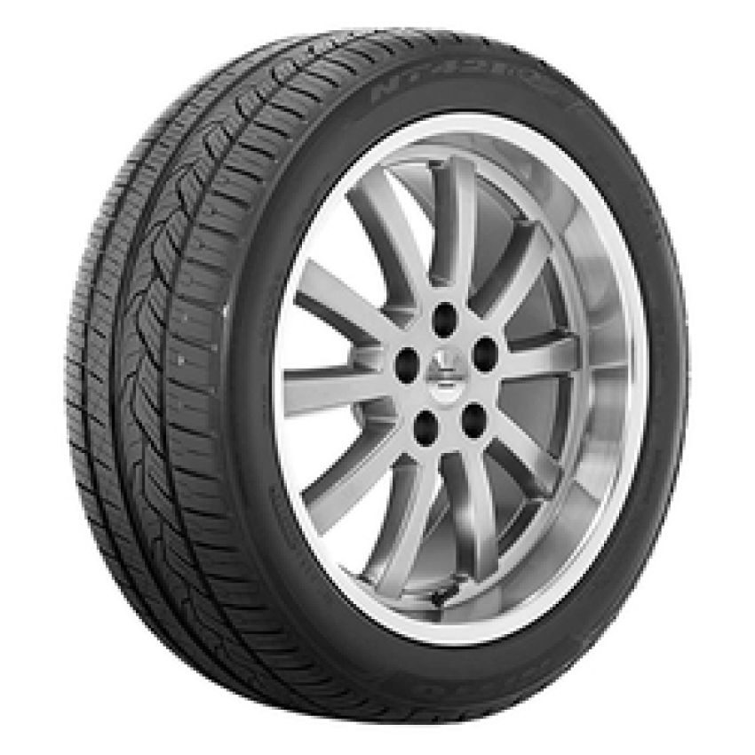 NITTO NT421Q 245/50R20 All-Season
