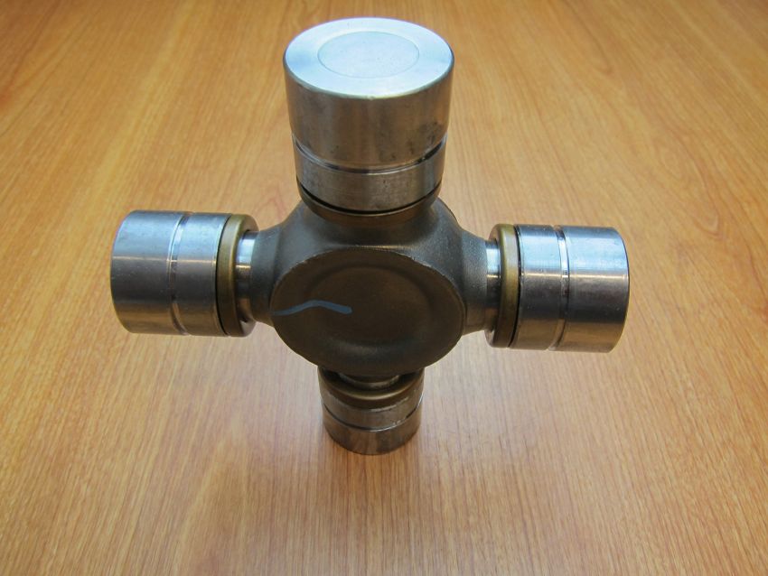 Mopar 68065428AC U-JOINT KIT