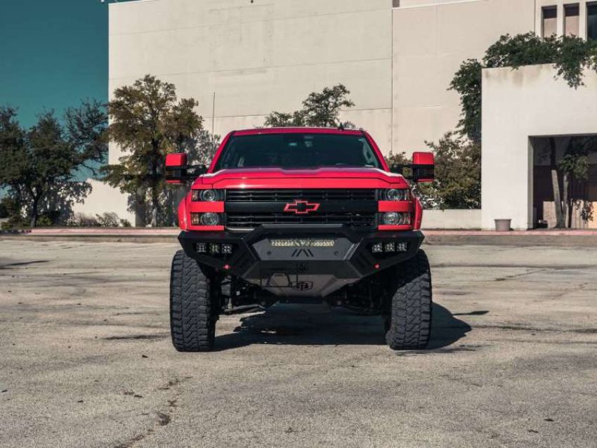 Road Armor 3152XFPRB 15-19 Chevy 2500 SPARTAN Front Bumper Bolt-On Pre-Runner Guard - Tex Blk