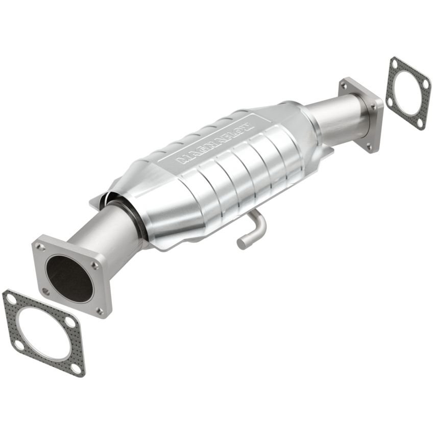 MagnaFlow Exhaust Products 3322430 California Direct-Fit Catalytic Converter