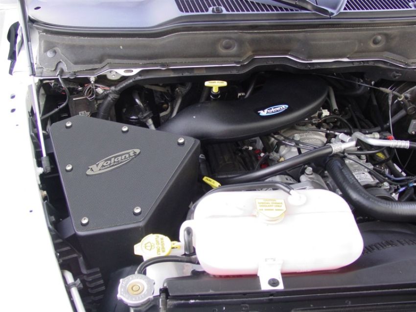 Volant 16059 Volant air intake systems utilize a high-velocity venturi filter adapter which provides a smooth transition through the MAF sensor into the intake tube for a much needed airflow improvement over the factory rubber tubing and resonator box.