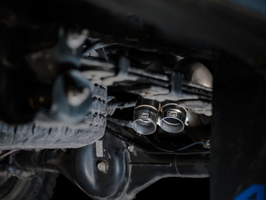 AWE Tuning 3015-31826 AWE 2016-2022 Toyota Tacoma 0FG Exhaust with BashGuard - No Tips