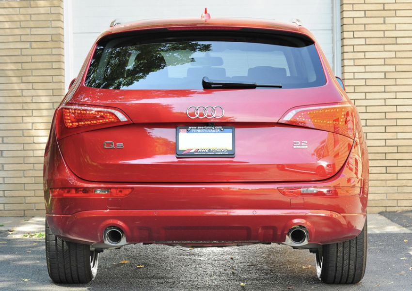AWE Tuning 3020-33022 Audi 8R Q5 3.2L Non-Resonated Exhaust System (Downpipe-Back) - Diamond Black Tips