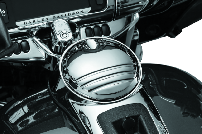 Kuryakyn 6968 Tri-Line Fuel Door Chrome