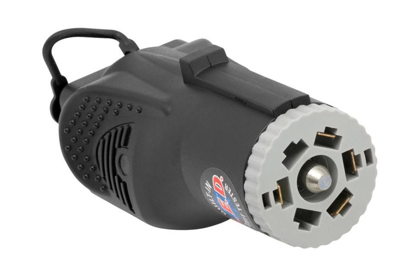 REESE REE78118 7-Way Flat Pin to 4 & 5- Flat Adapter w/LED Circu