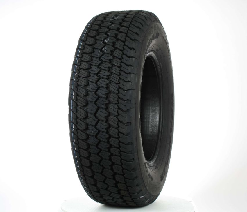 GOODYEAR Wrangler AT/S 275/65R18 All-Season