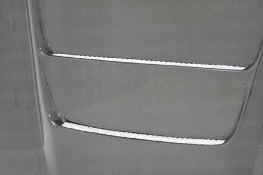 Seibon HD9094NSR32-DVII 90-94 Nissan Skyline R32 (BNR32)  DVII Carbon Fiber Hood