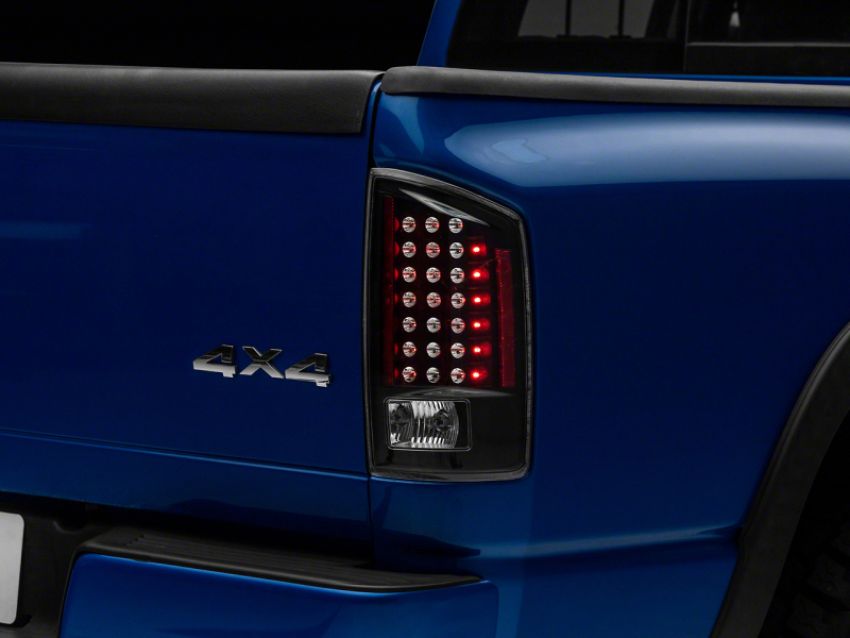 Raxiom R110152 07-08 Dodge RAM 1500 LED Tail Lights- Blk Housing (Clear Lens)