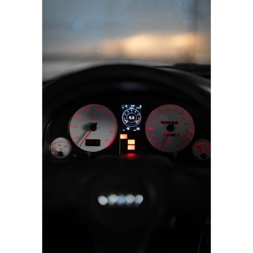 Wagner Tuning WT31050 Audi RS2 B4 2.2T 20V MFA28 Gen2 Digital Dash Display