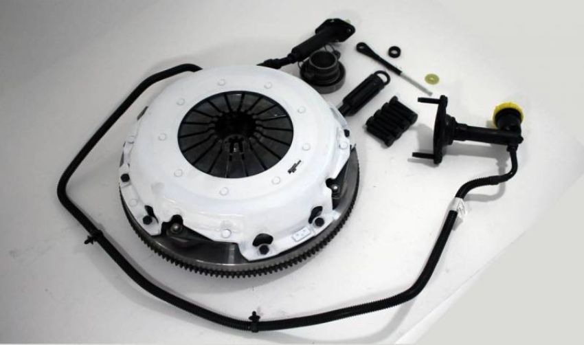 Clutch Masters 05CM3-HDCL-SKH 07-16 Dodge Ram 2500/3500 6.7L w/G56 Trans FXT400 Sprung Ceramic Clutch Kit w/FW