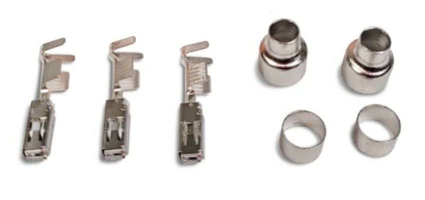 AEM 30-3714 EV CCU Plug & Pin Kit - HVDC Output (For  EV CCU 30-8405)