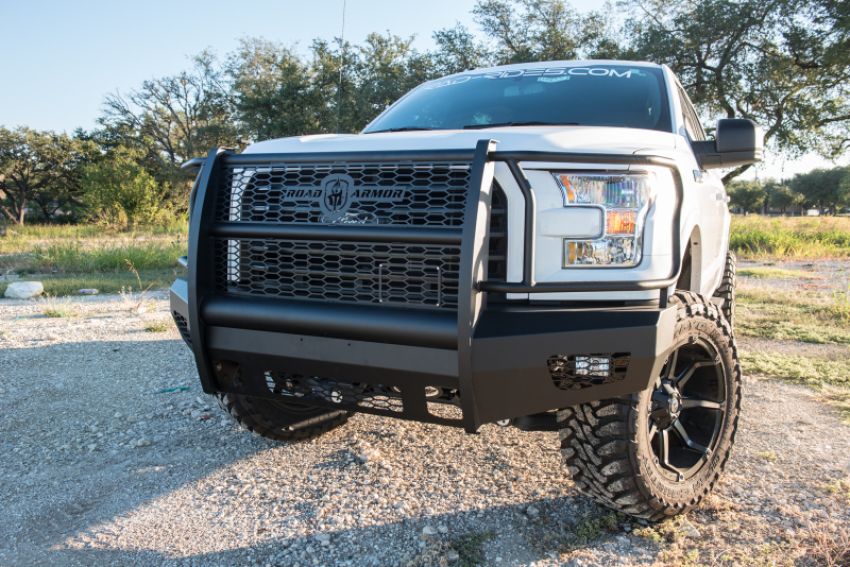 Road Armor 615VF6B 15-17 Ford F-150 Vaquero Front Bumper Full Guard - Tex Blk