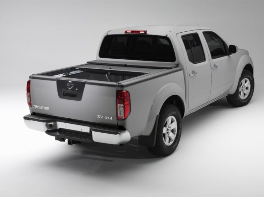 Roll-N-Lock LG456M 12-17 Dodge Ram RamBox SB 76in M-Series Retractable Tonneau Cover