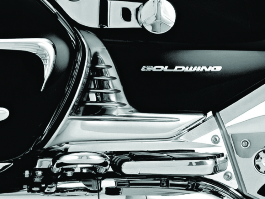 Kuryakyn 3913 Louvered Battery Box Cover 01-10 GL1800 Chrome