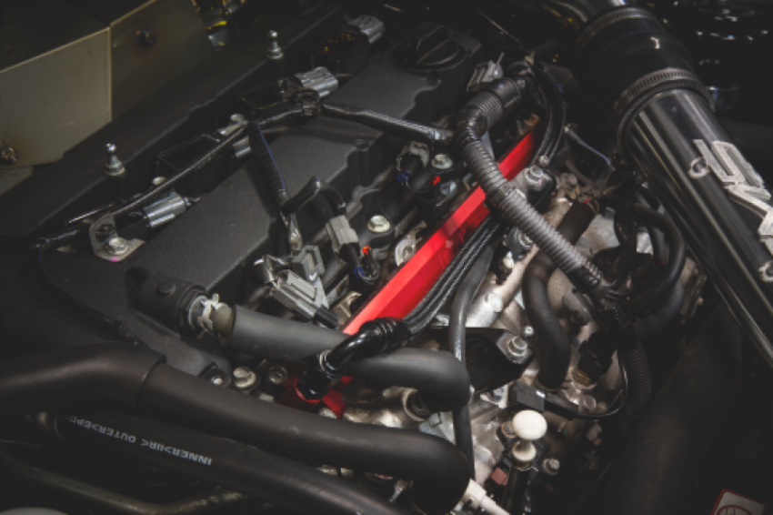 AMS AMS.04.07.0006-1 Performance 08-15 Mitsubishi EVO X CNC Machined Aluminum Fuel Rail w/Pulsation Dampener - Red