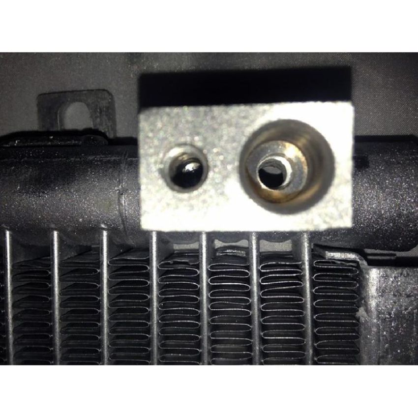 Reach International 31-3104 A/C Condenser