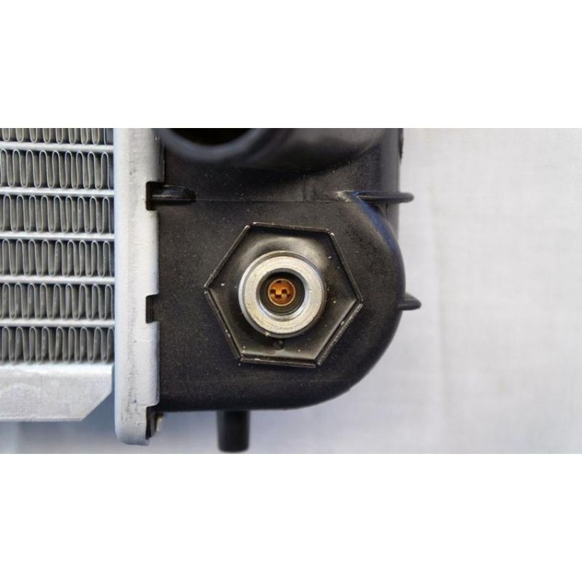 Reach International 41-1074 Radiator