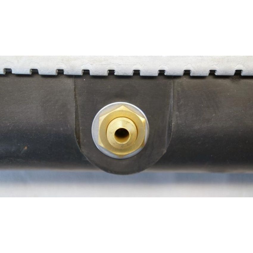 Reach International 41-1145 Radiator