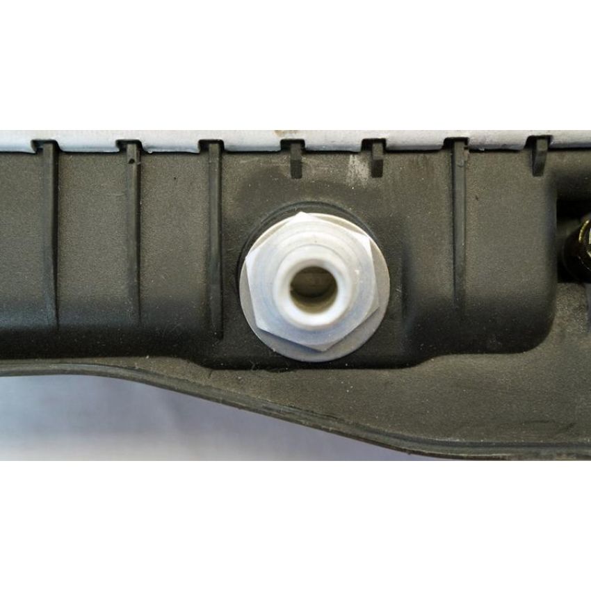 Reach International 41-1312 Radiator