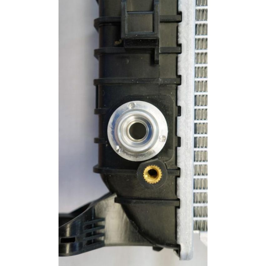 Reach International 41-13188 Radiator