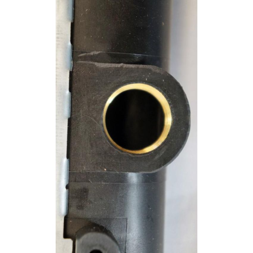 Reach International 41-1556 Radiator