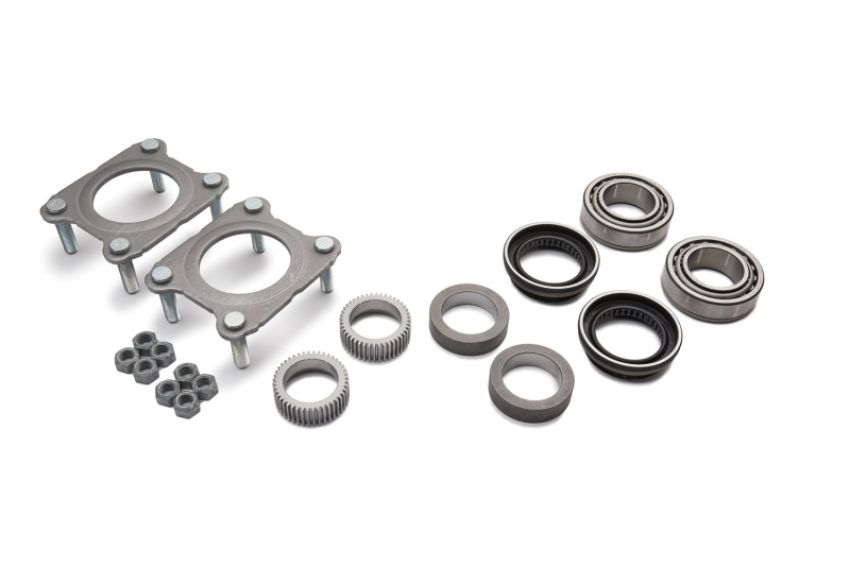 Ford Racing M-1225-C Bronco M220 Rear Axle Outer Bearing/Seal Kit