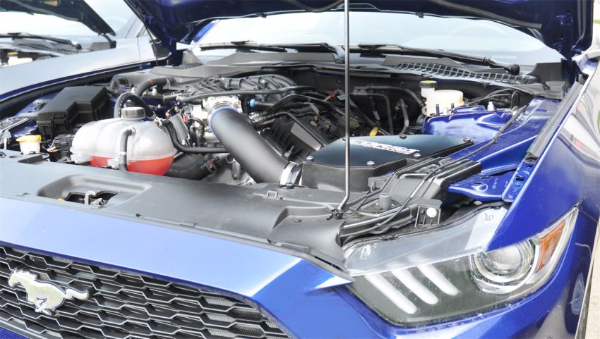 Corsa Performance 419637 Closed Box Air Intake with Pro5 Oiled Filter