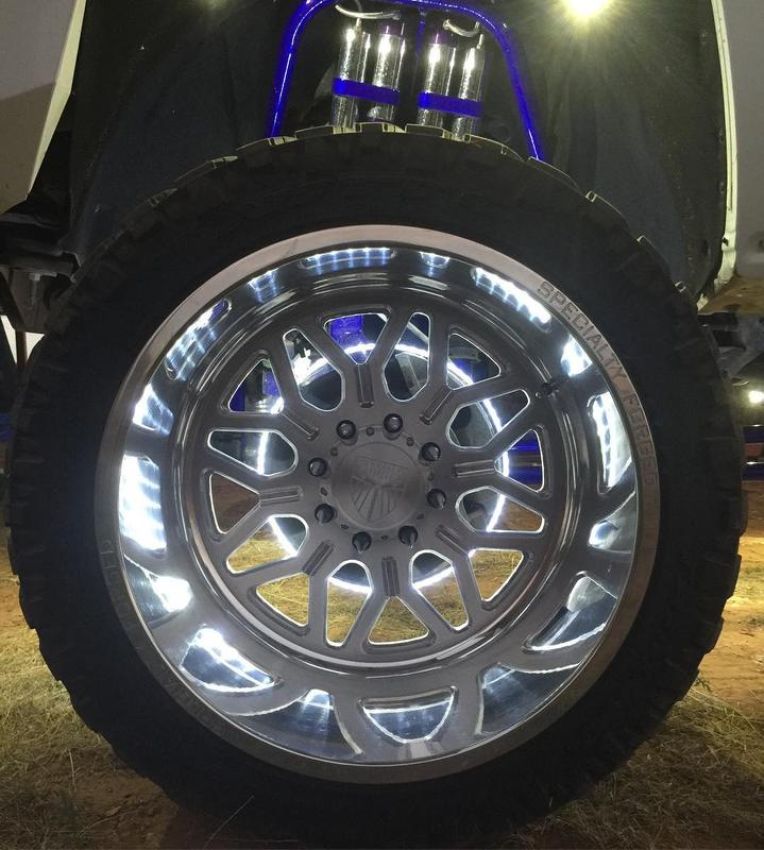 Oracle Lighting 4215-001 ORACLE Lighting LED Illuminated Wheel Rings - White