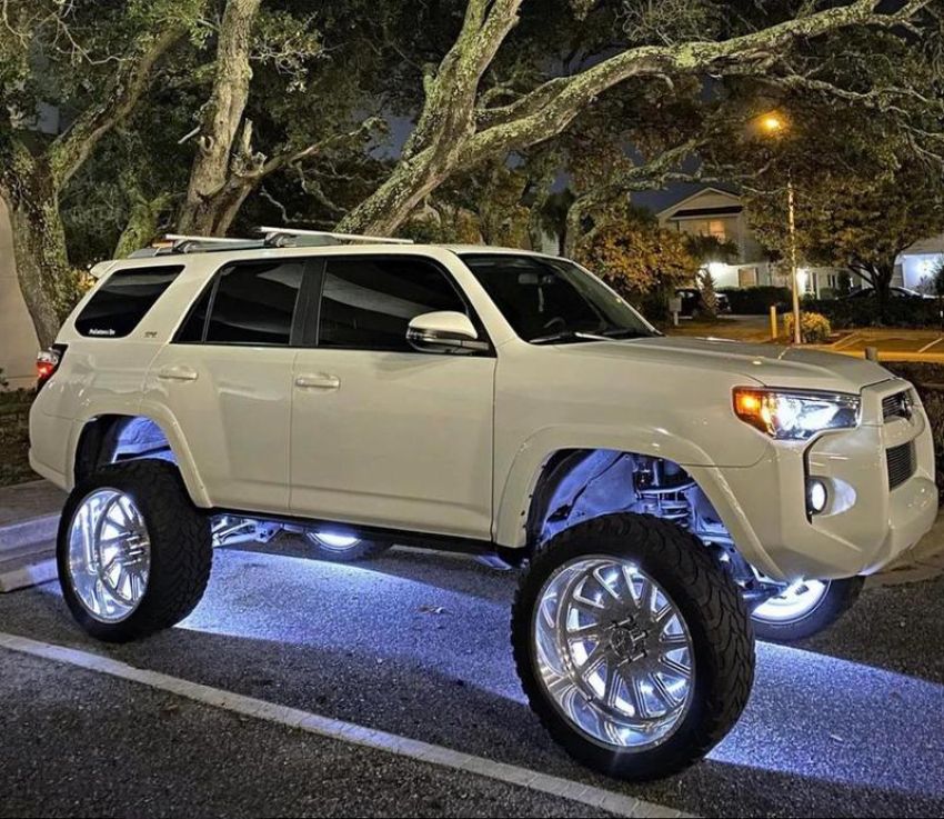 Oracle Lighting 4228-001 ORACLE Lighting LED Illuminated Wheel Rings - Double LED - White