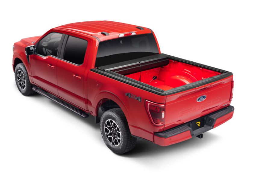 Roll-N-Lock 248M-XT 21-23 Isuzu D-Max CC/DC 4ft 10in Bed M-Series XT Tonneau Cover