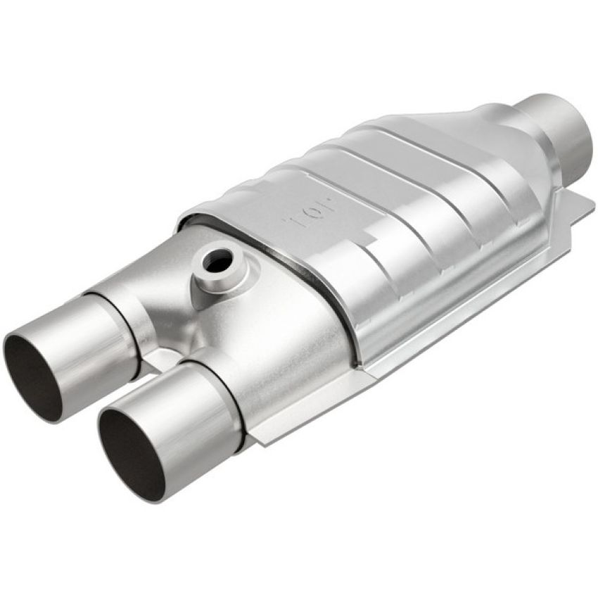 MagnaFlow Exhaust Products 4451337 California Universal Catalytic Converter - 2.50in.