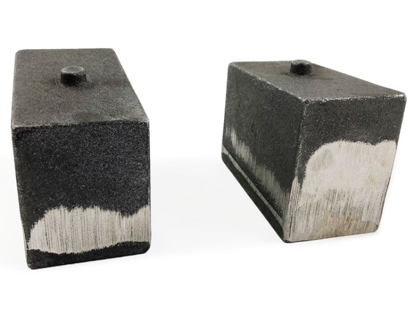 Tuff Country 79061 03-13 Dodge Ram 2500 4wd / 03-22 Ram 3500 4in Cast Iron Lift Blocks Pair