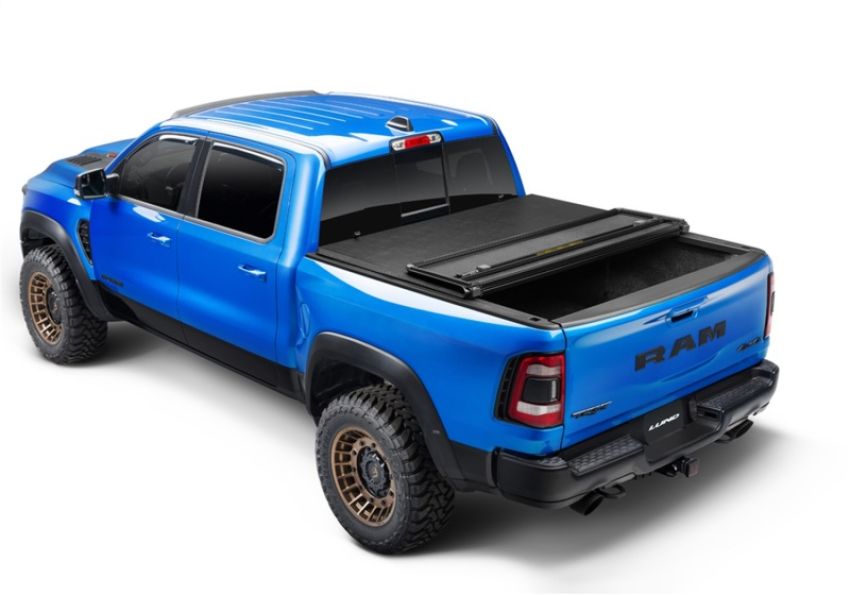 LUND 969259 19-23 Dodge Ram 1500 5.7ft Bed (w/o RamBox) Hard Fold Tonneau  - Black