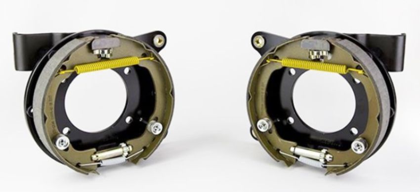 Wilwood 249-7114/15 Brackets (2) - Disc/Drum 12 Bolt Chevy 2.81in Offset 1pc vented