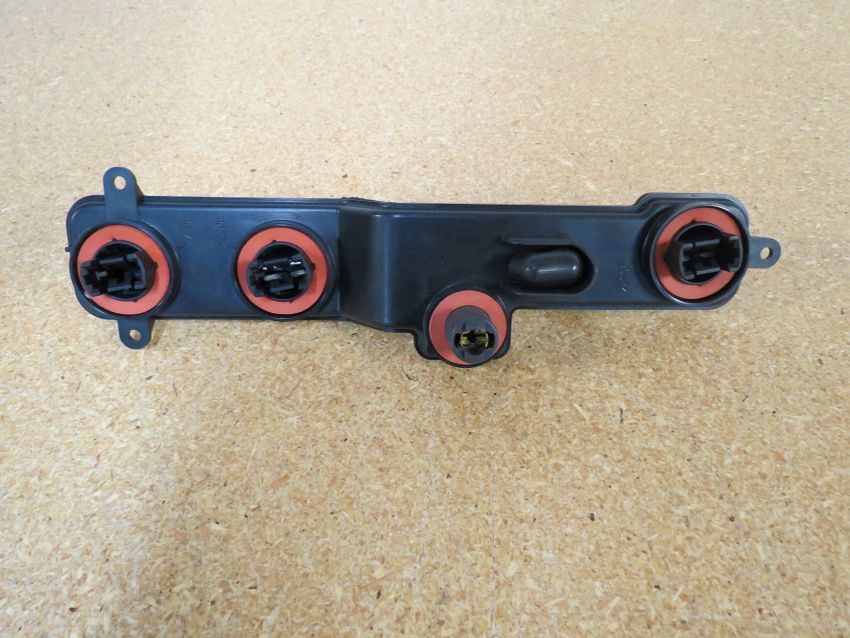 SOCKET-TAIL, STOP, AND TURN LAMP