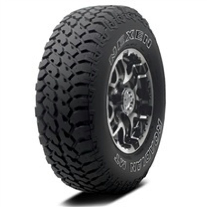 NEXEN Roadian MT R15