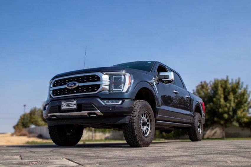 Cognito 120-91055 21-23 Ford F-150 4WD 2.5in Standard Leveling Kit