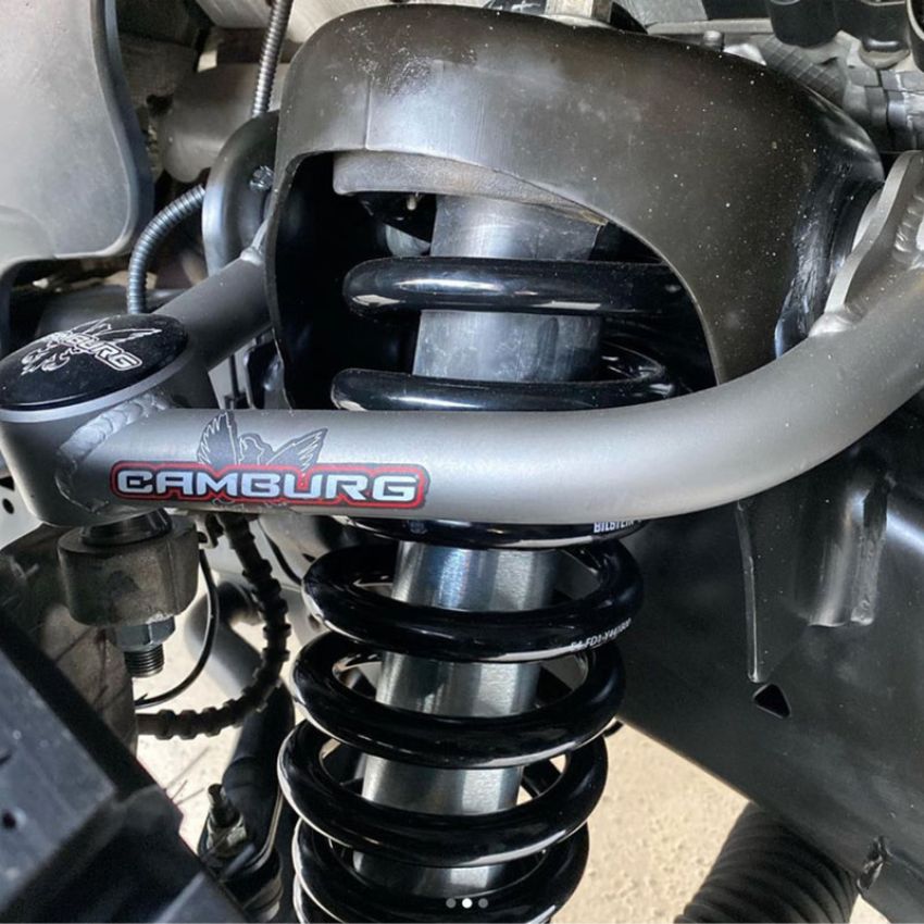 Camburg CAM-110187 Ford F-150 2WD/4WD 09-20 1.25in Performance Uniball Upper Arms (w/ covers)