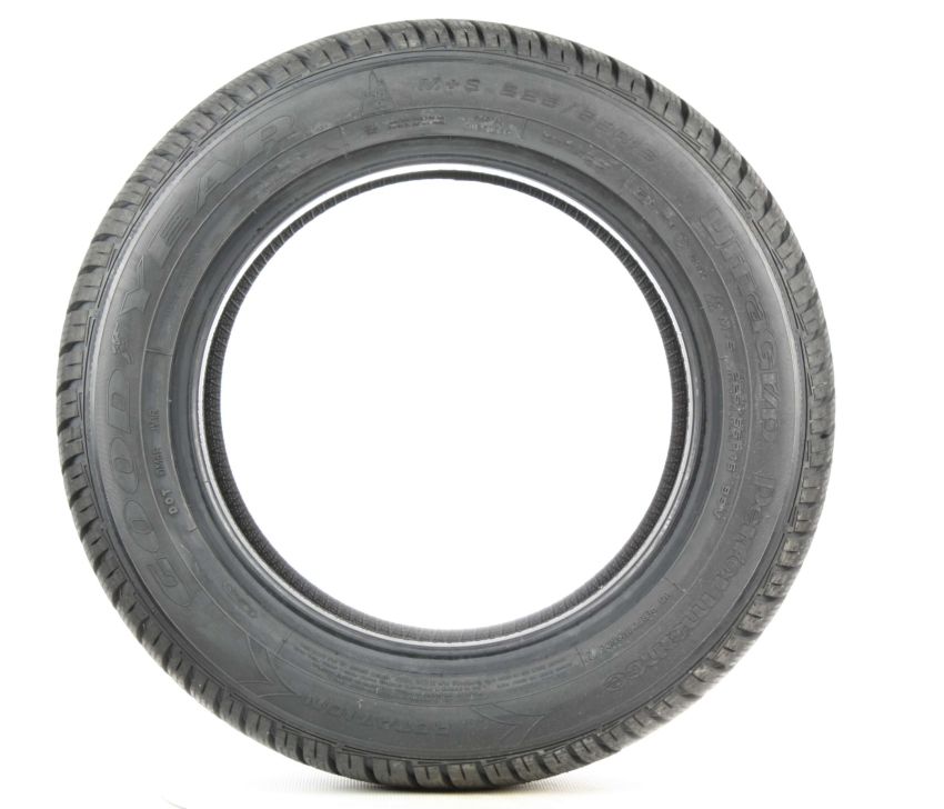 GOODYEAR Ultra Grip Performance 2 245/55R17 Winter