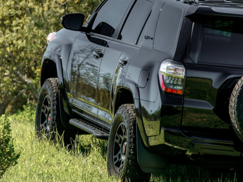 Cali Raised LED CR2681 Cali Raised 10-24 Toyota 4Runner Step Ed Bolt On Rock Sliders - Kick Out/RawFiller Plate/BedLiner