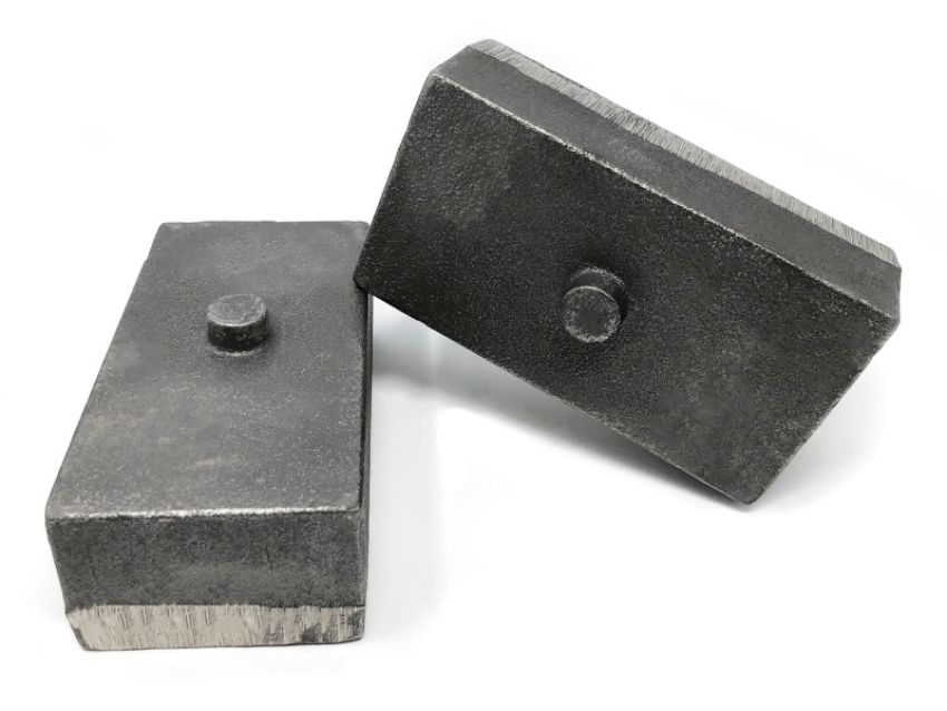 Tuff Country 79022 03-23 Dodge Ram 3500 4wd / 03-13 Ram 2500 2in Cast Iron Lift Blocks Pair