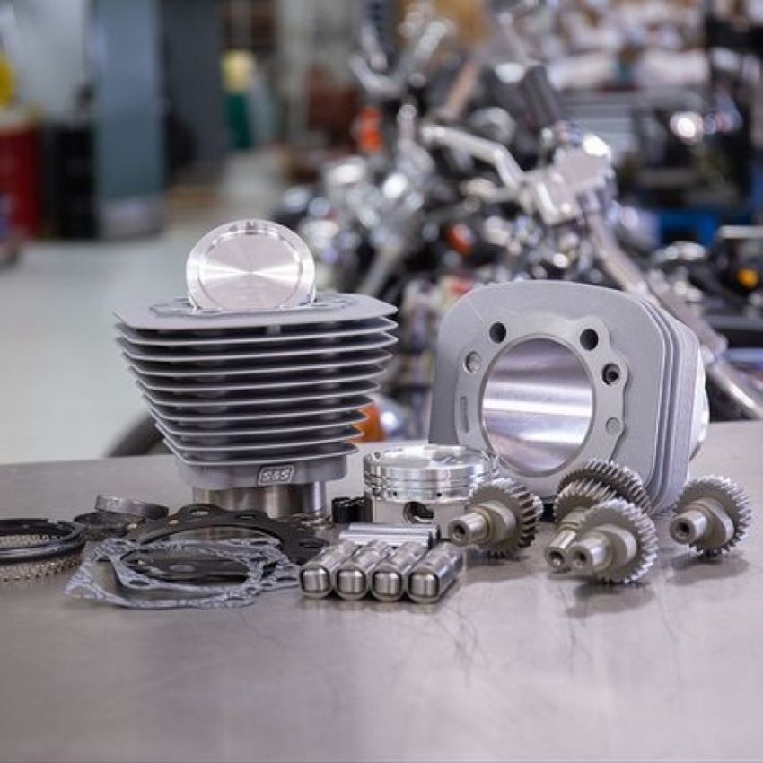 S&S Cycle 910-0700 00-21 Sportster Models 883cc to 1200cc Hooligan Kit - Silver
