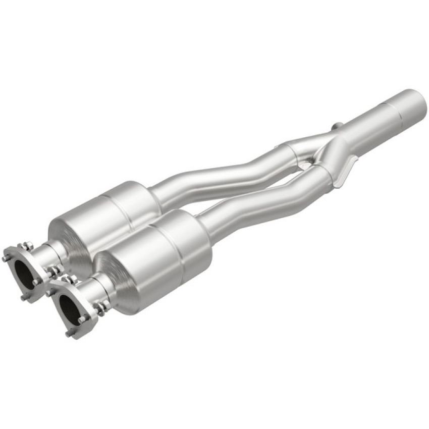 MagnaFlow Exhaust Products 51123 OEM Grade Direct-Fit Catalytic Converter