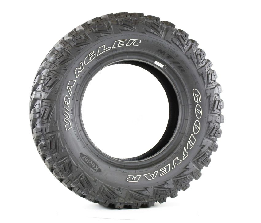 GOODYEAR Wrangler MT/R With Kevlar 285/75R18 All-Season