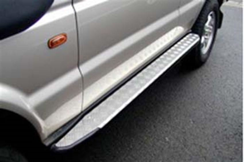 ARB 4432030 Deluxe Protection Step Disco Sii 1999-2005