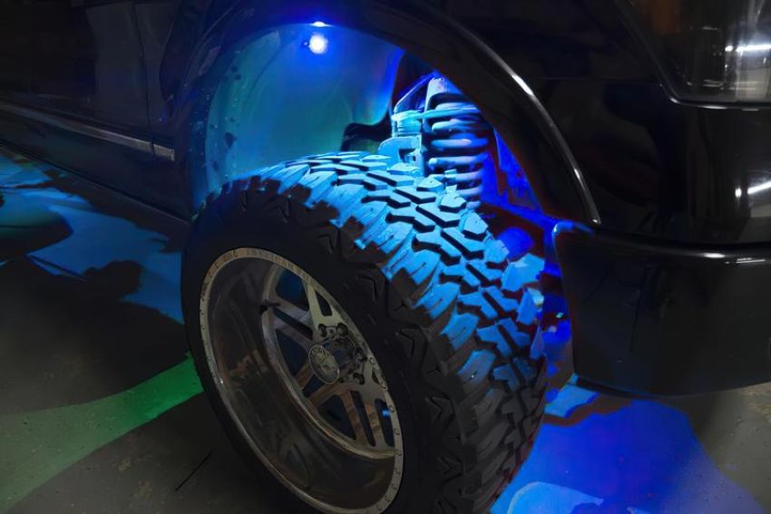 Oracle Lighting 5818-333 Bluetooth + RF ColorSHIFT Underbody Wheel Well Rock Light Kit - 4 PCS