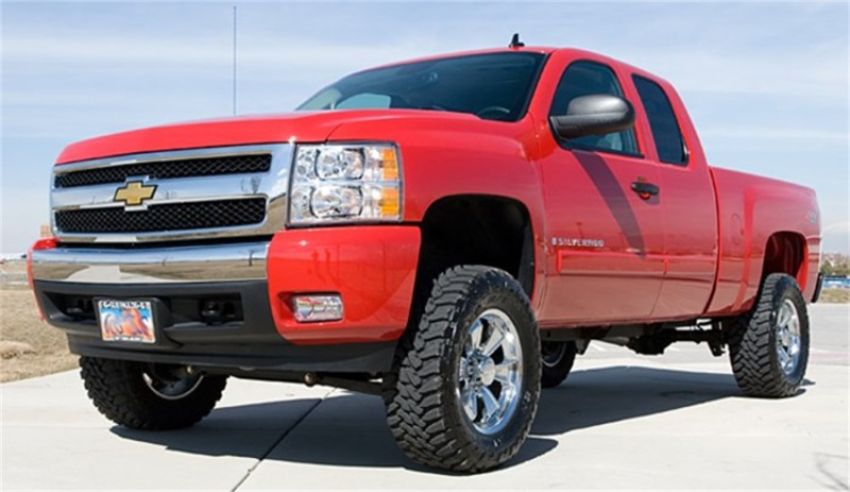 Tuff Country 14056KN 07-13 Chevy Silverado 1500 4x4 4in Lift Kit (SX8000 Shocks)
