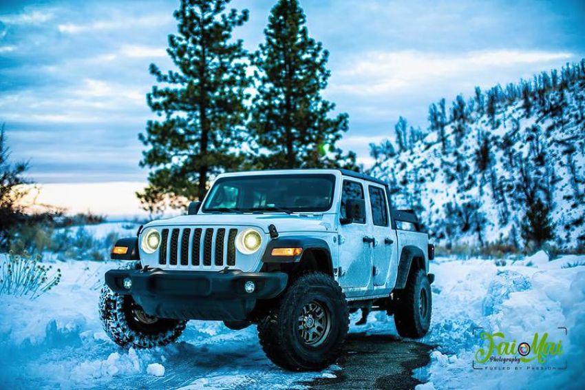 Oracle Lighting 5839-023 Oculus Switchback Bi-LED Projector Headlights -Jeep Wrangler JL/Gladiator JT