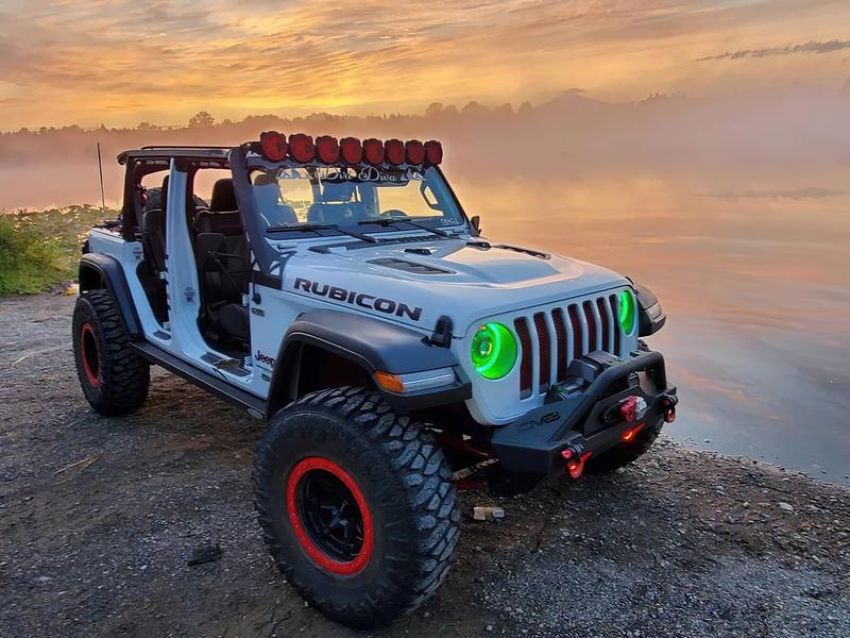 Oracle Lighting 5839-333 Oculus ColorSHIFT  Bi-LED Projector Headlights for Wrangler JL/Gladiator